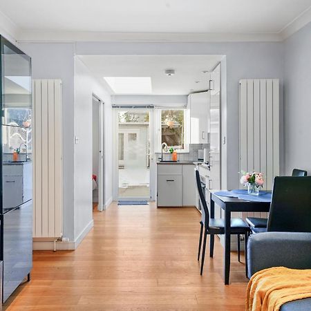 Cosy Haven Wembley Apartment Exterior photo